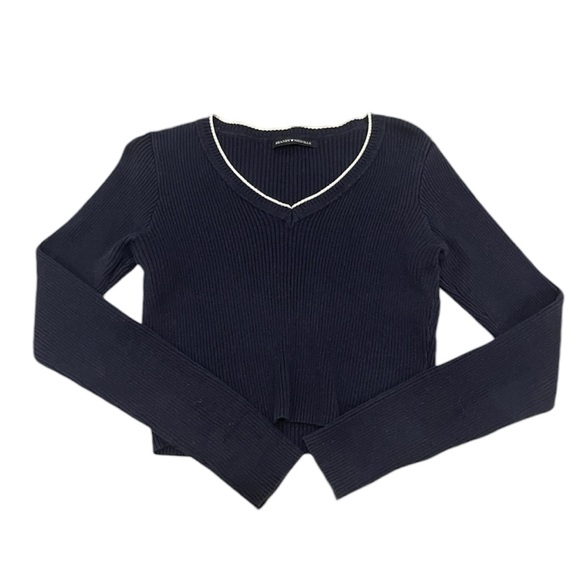 Brandy Melville navy knit v-neck cropped longsleeve - Picture 1 of 4